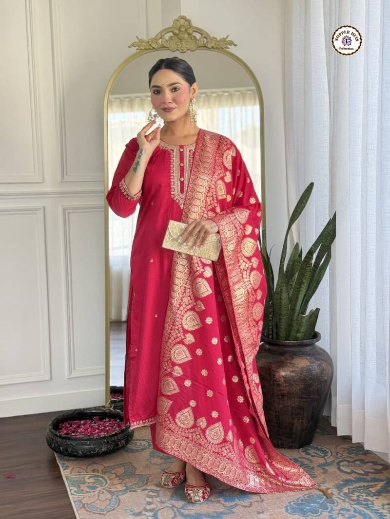 Punjabi Collection "Seera" - Rouge