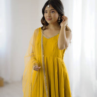 Anarkali Collection "SaÏda" - Jaune