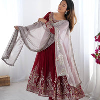 Robe "Ishika" - Bordeaux