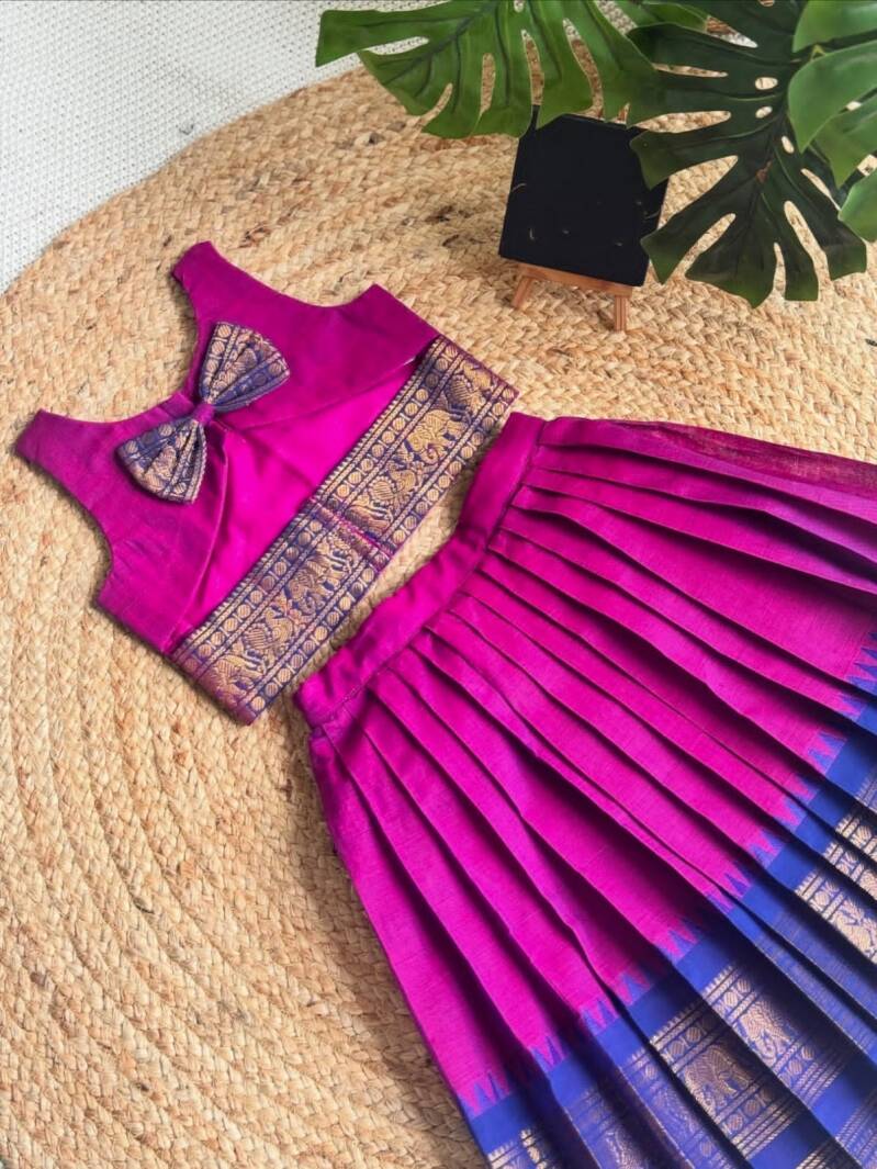 Lehenga Fille collection "Vineshka" Rose