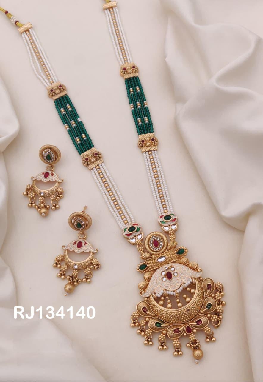 Parure longue N°13140 VR