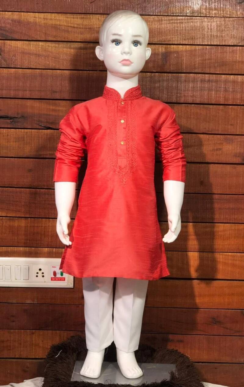 Kurta "AARI"