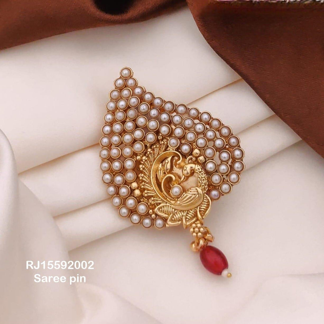 Broche RJ2002