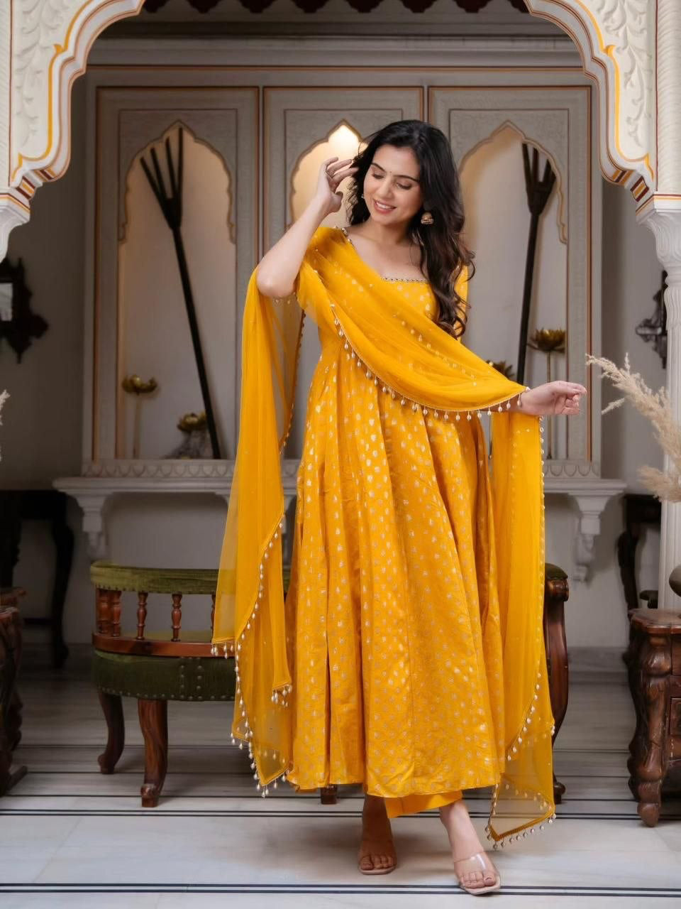 Anarkali  "Anju" - Jaune Safran