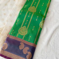 Sari "Dahena"