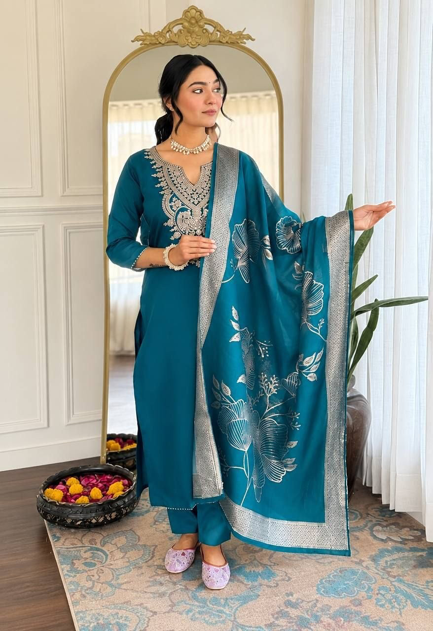 Punjabi "Allya" - Bleu indigo