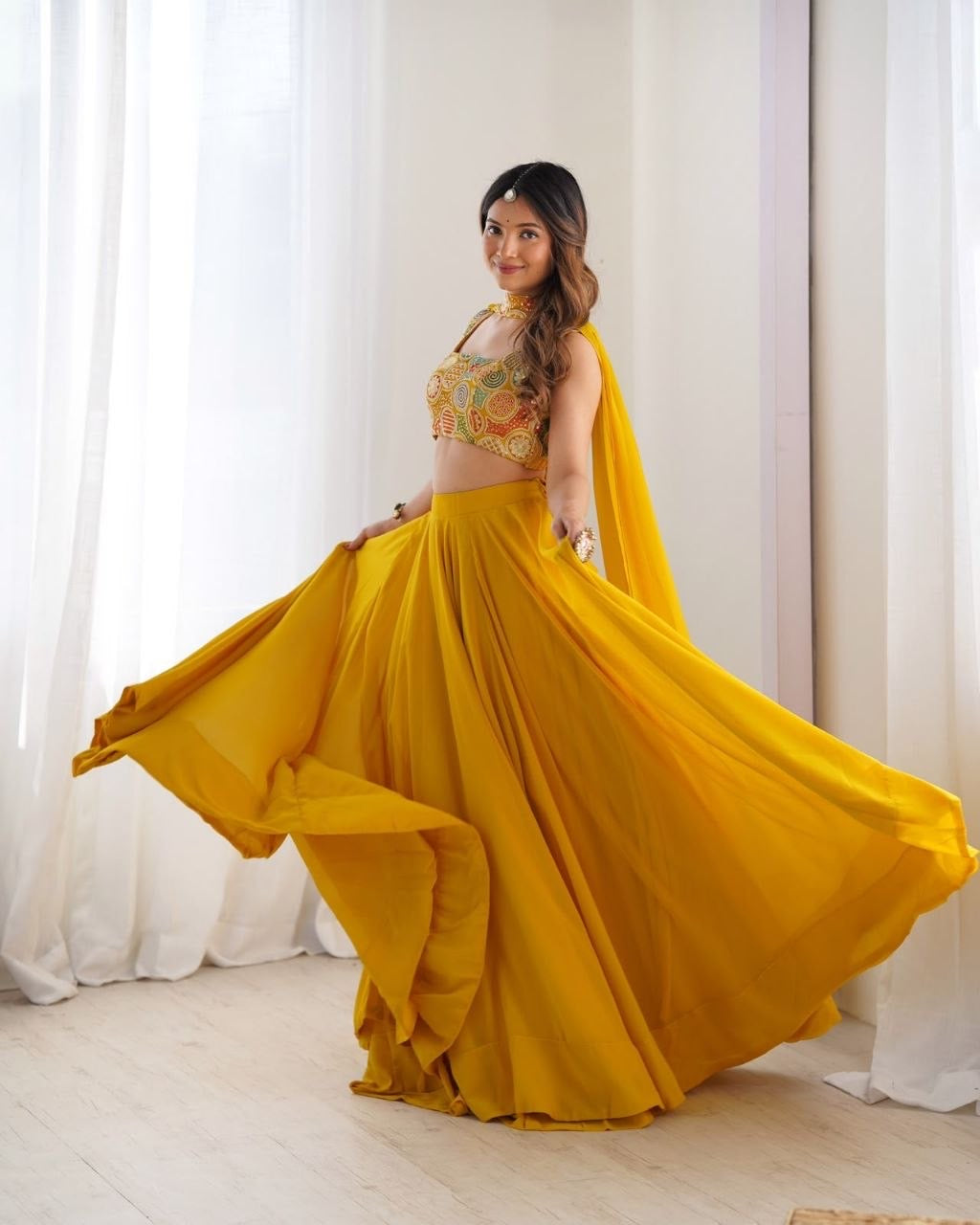 Lehenga collection "Roukmani" - Jaune