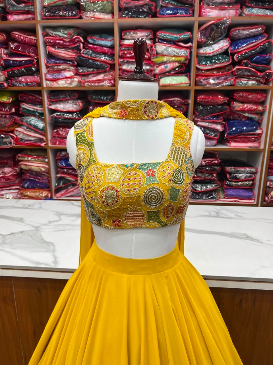 Lehenga collection "Roukmani" - Jaune