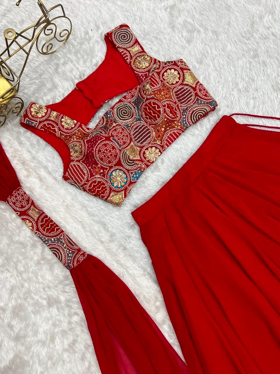 Lehenga collection "Roukmani" - Rouge