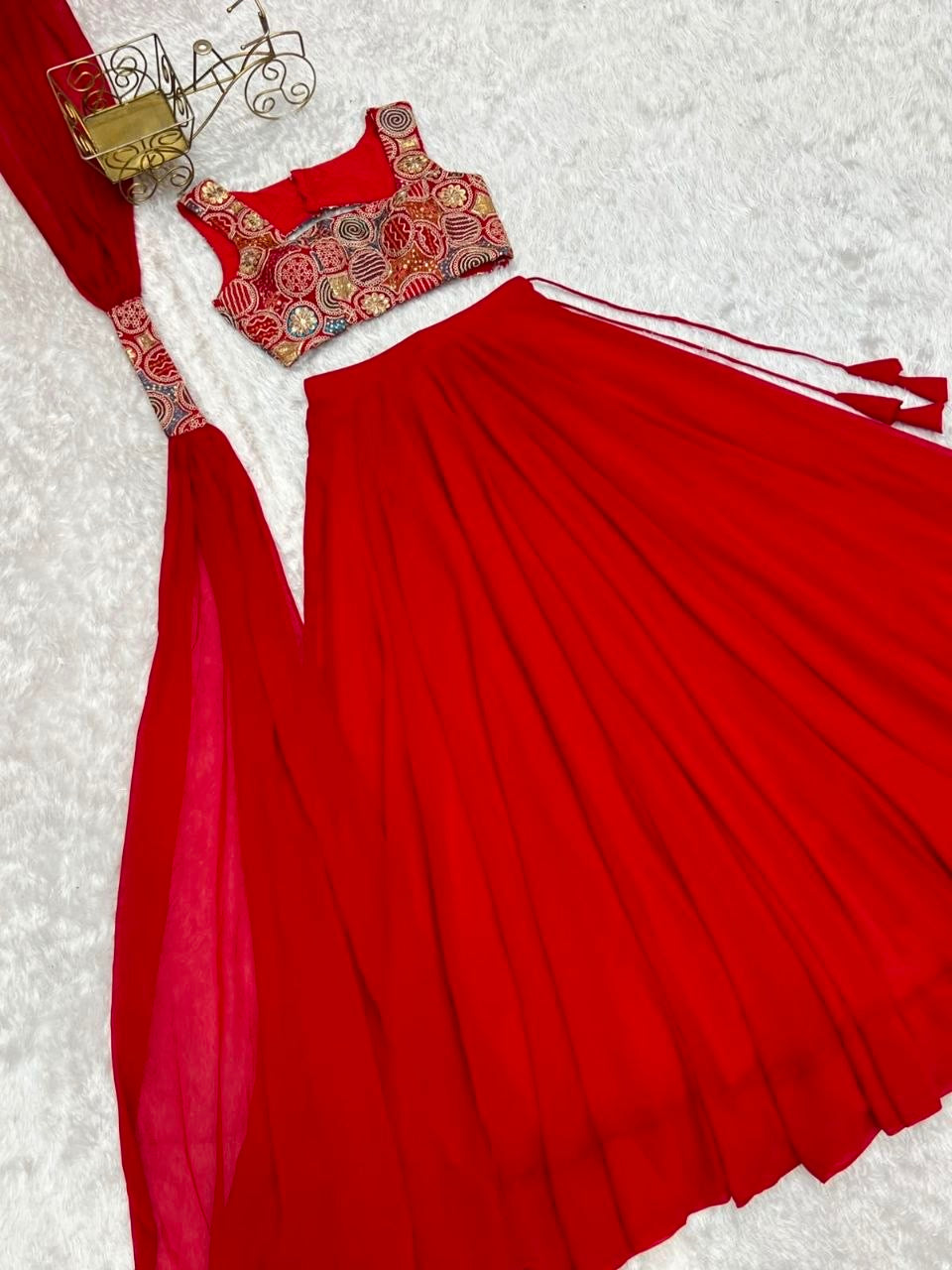 Lehenga collection "Roukmani" - Rouge