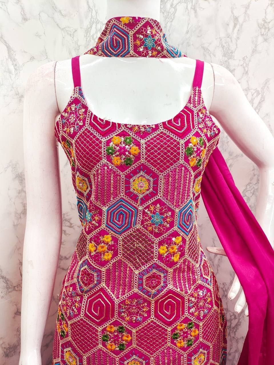 Punjabi Collection "Arianaty" - Rose