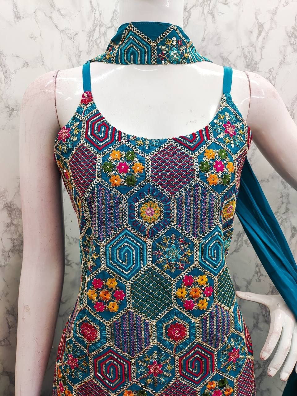 Punjabi Collection "Arianaty" - Bleu