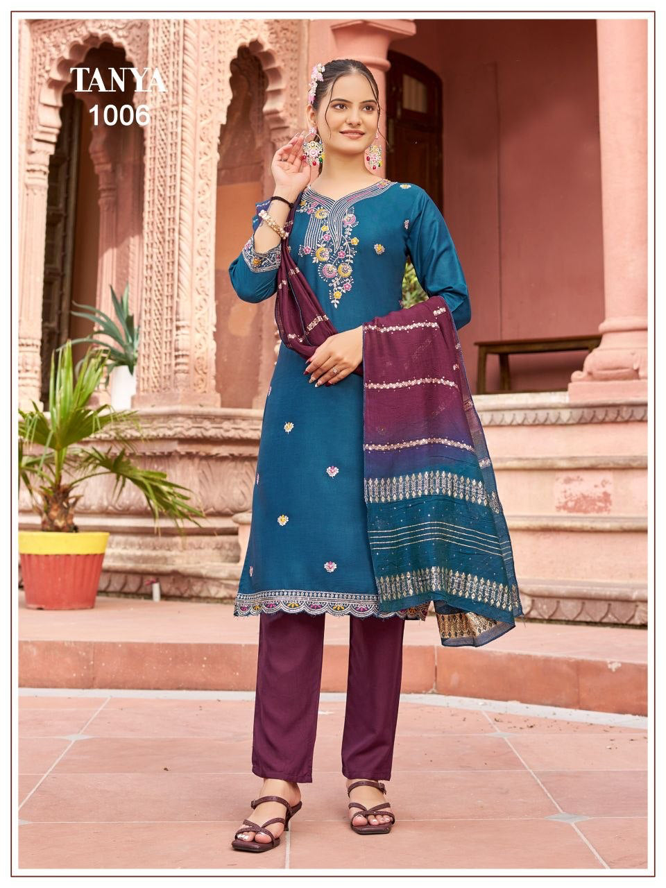 Punjabi "Tanya" - Bleu/prune