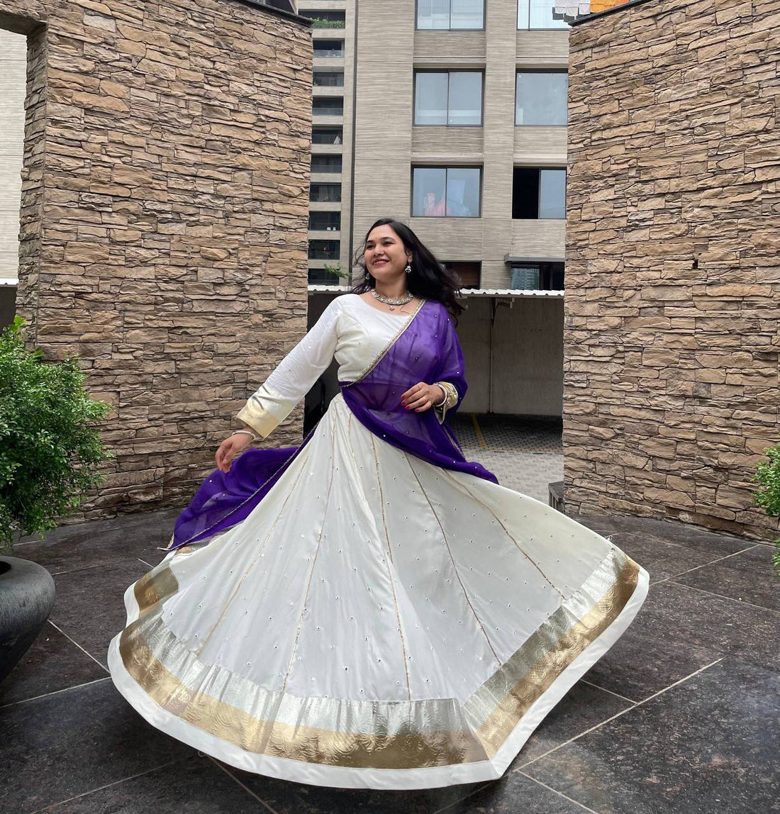 Lehenga Collection "Jumkhadi" - Blanc