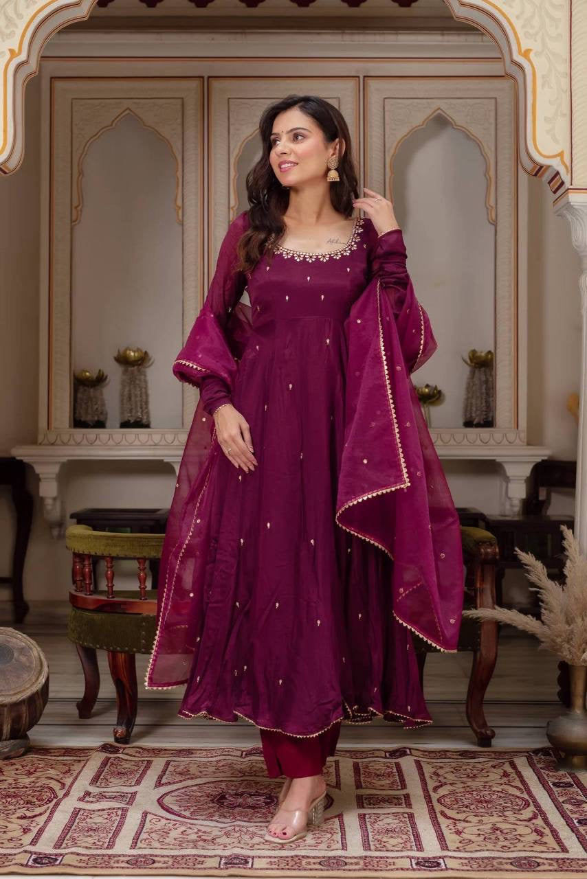 Robe "Chindu"