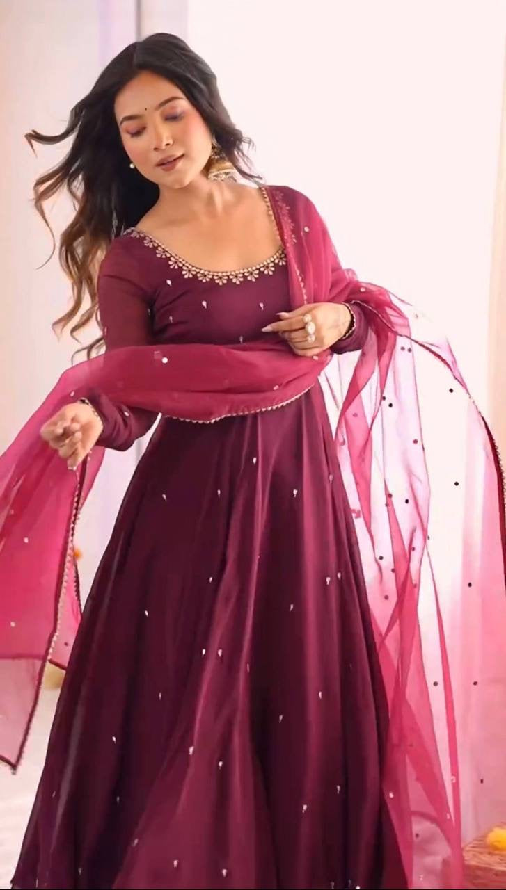 Robe "Chindu"