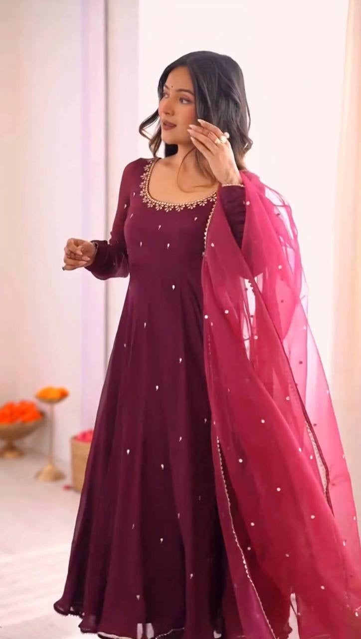Robe "Chindu"