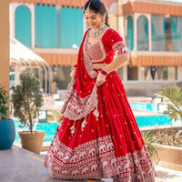 Lehenga collection "Divyka" - Rouge