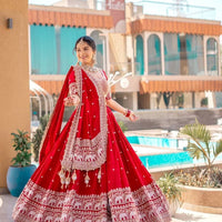 Lehenga collection "Divyka" - Rouge