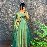 Anarkali  "Kalki" - Vert pistache