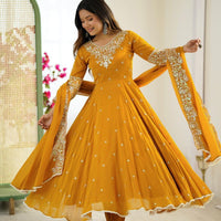 Anarkali Collection "Indrya" - Jaune