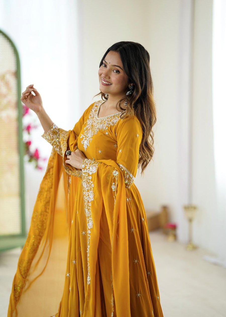 Anarkali Collection "Indrya" - Jaune