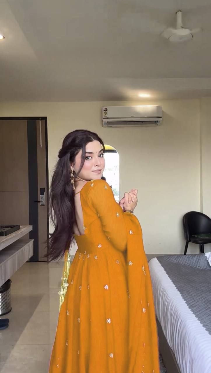 Anarkali Collection "Ladjily" - Jaune