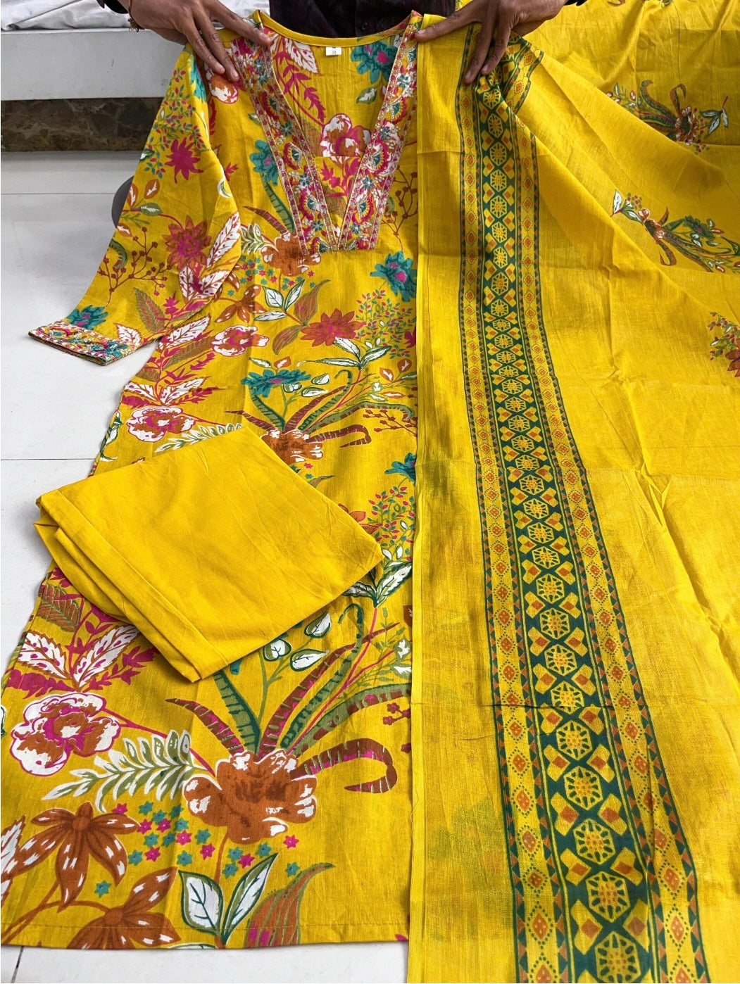 Punjabi Collection "Darlini" - Taille S (36)