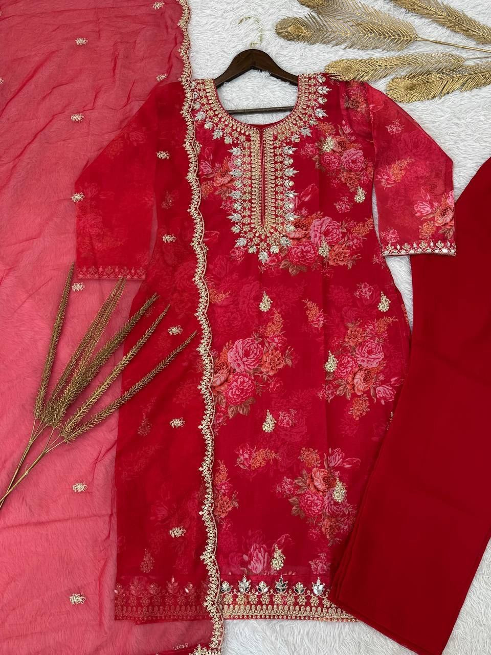Punjabi Collection Sathyana - Rouge
