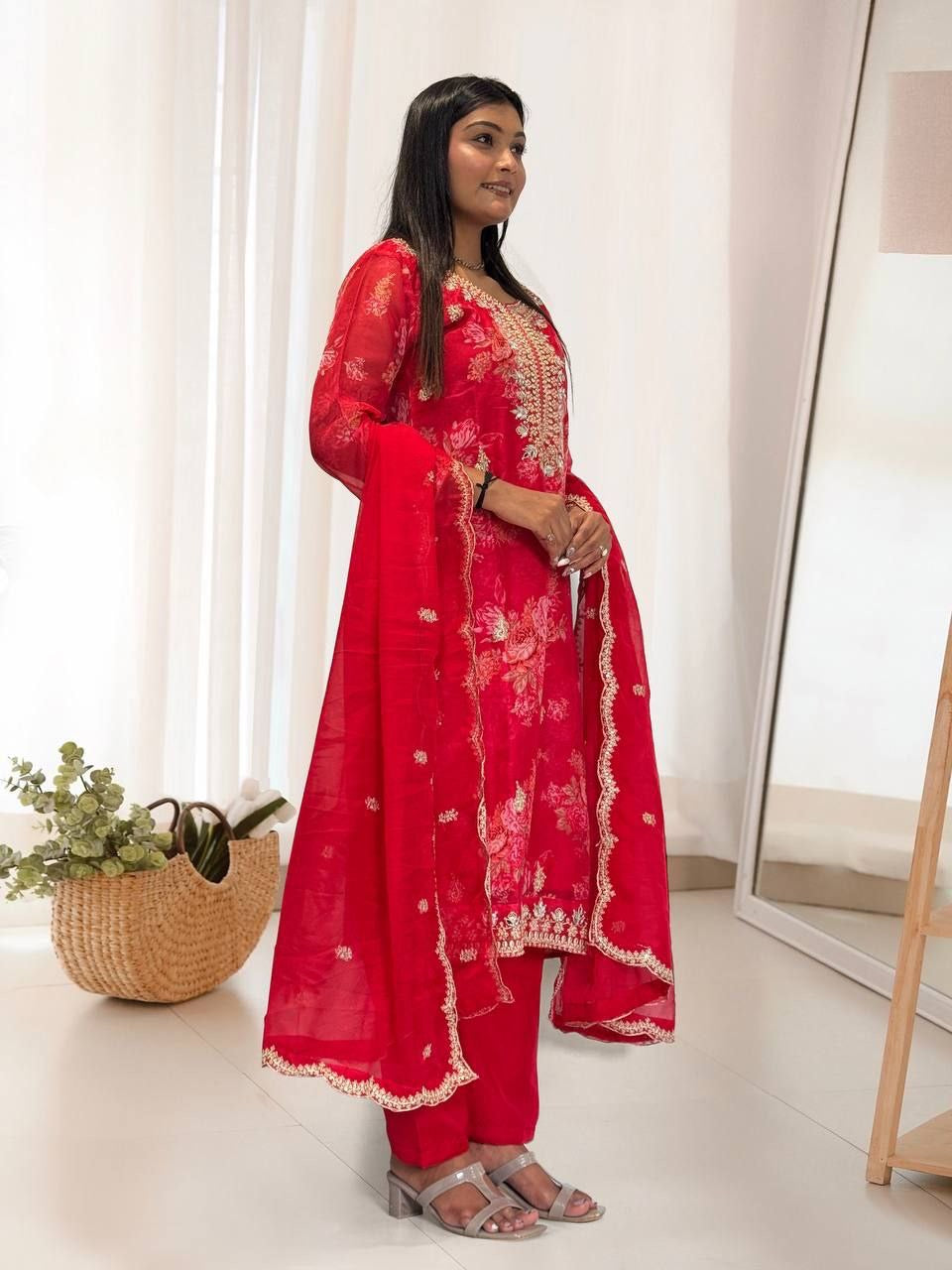 Punjabi Collection Sathyana - Rouge