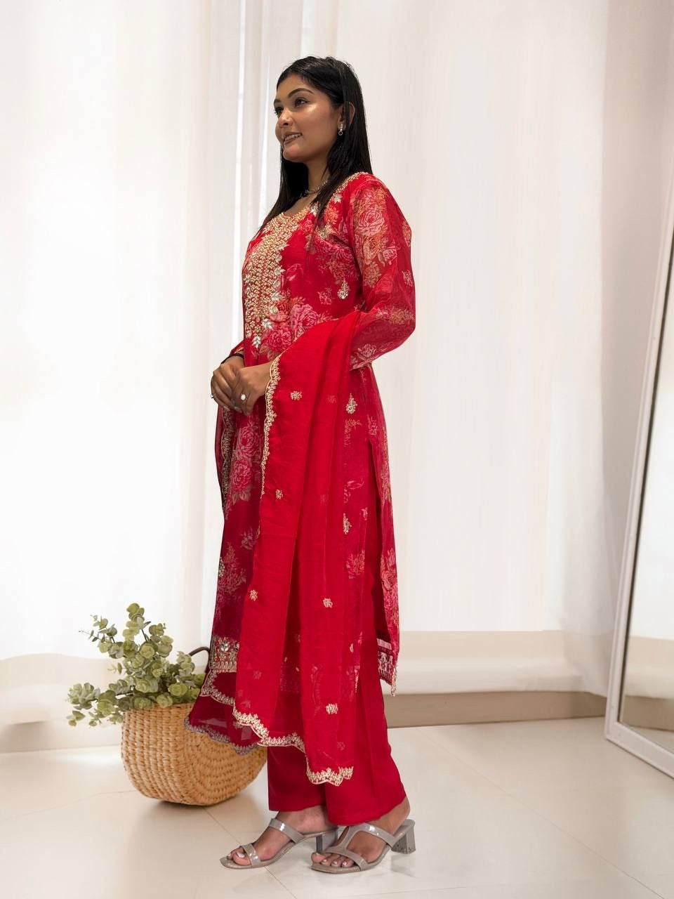 Punjabi Collection Sathyana - Rouge