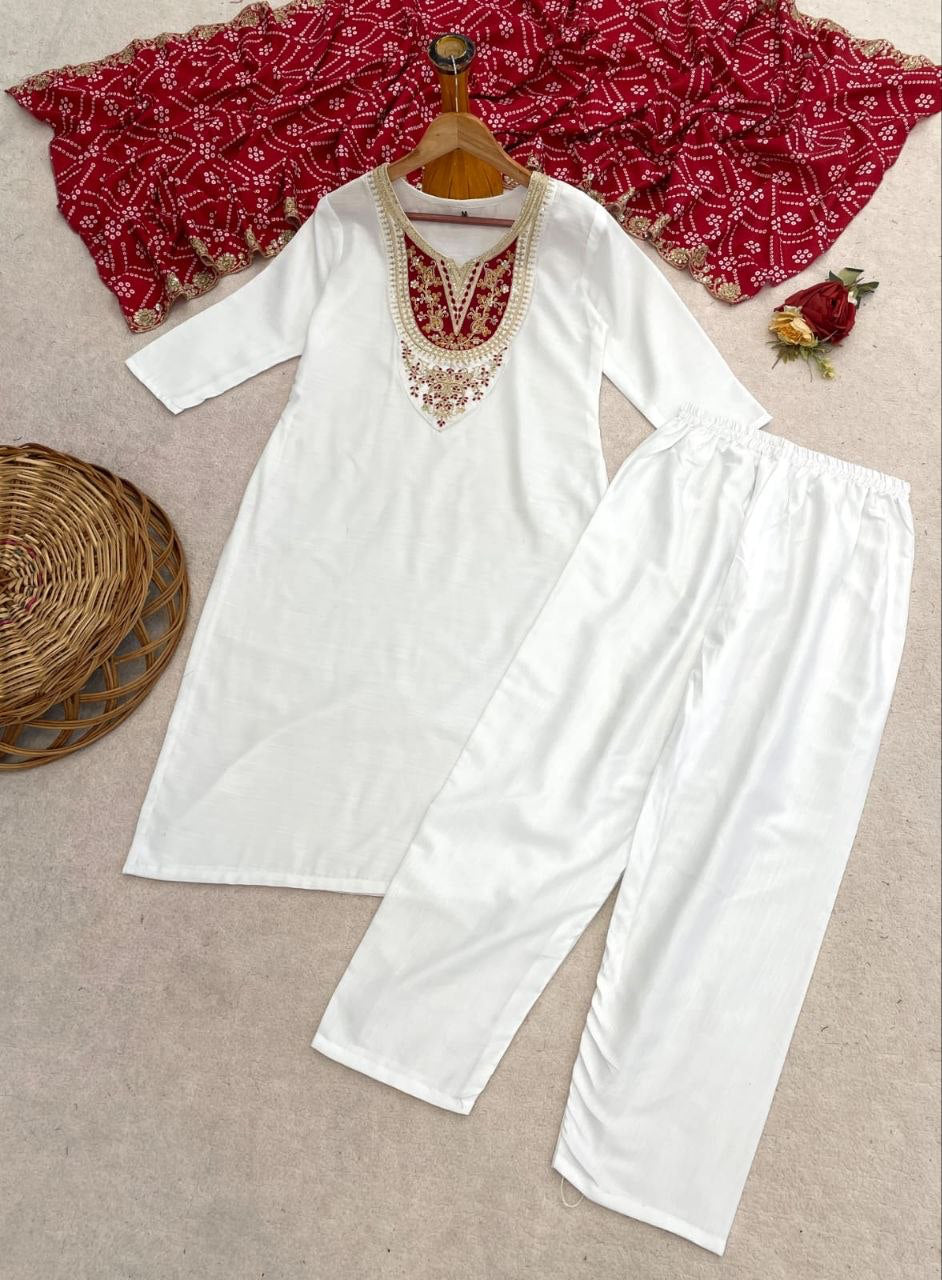 Punjabi "Neeta" - Blanc