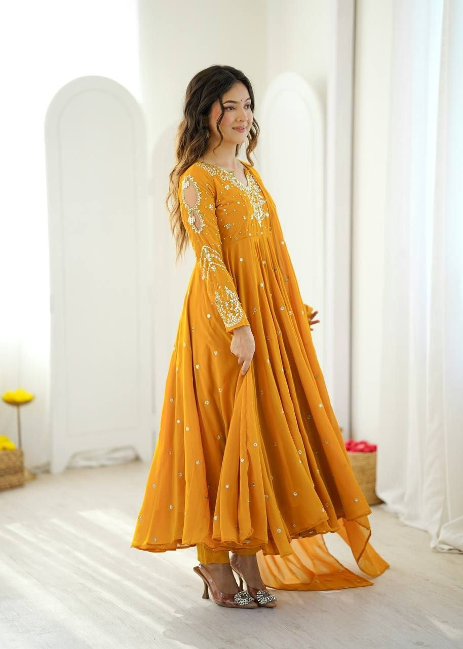Anarkali/Robe Collection "Janeeta"