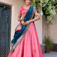Lehenga collection "Indrany" - Rose poudré