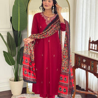Punjabi "kiara" - Rouge