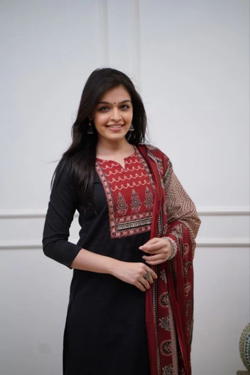 Punjabi "Kamala" - Noir