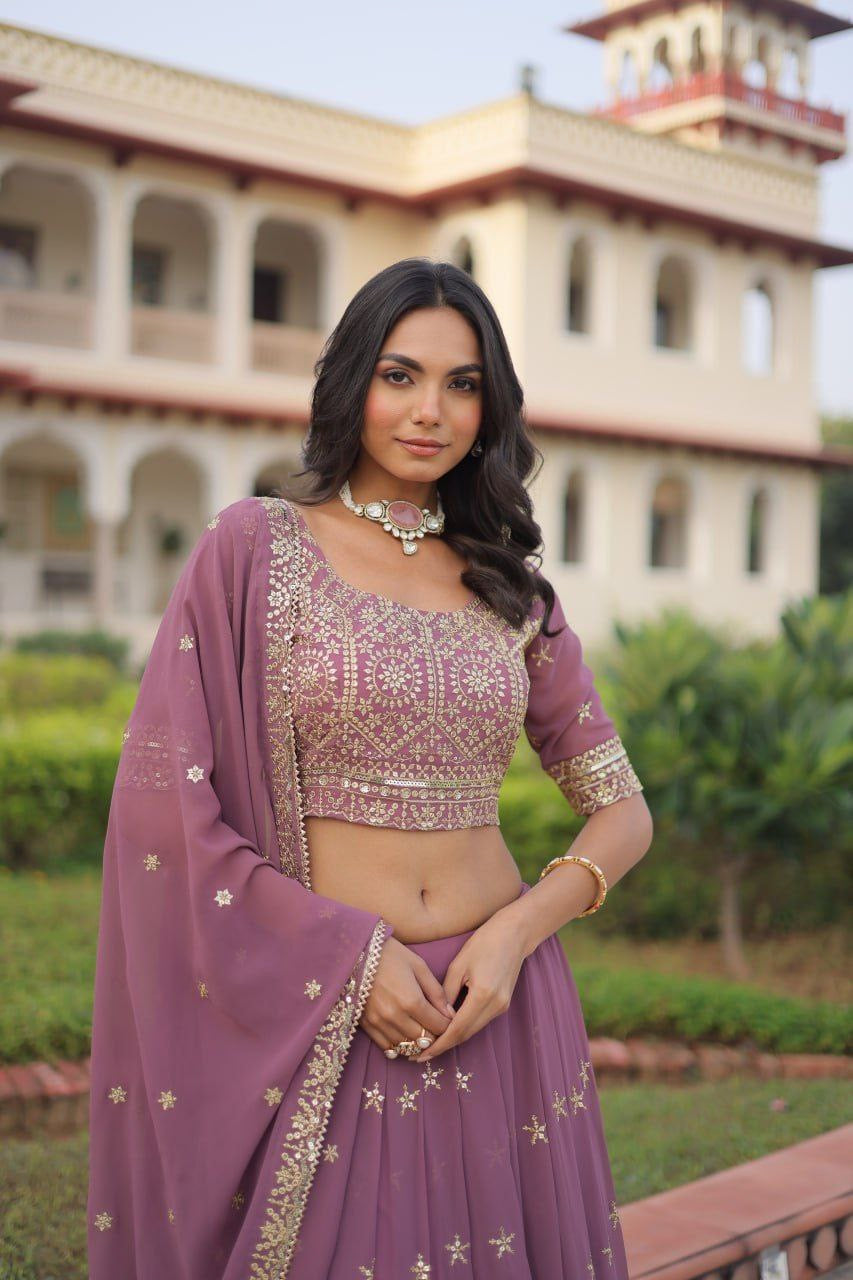 Lehenga collection "Paro" - Parme