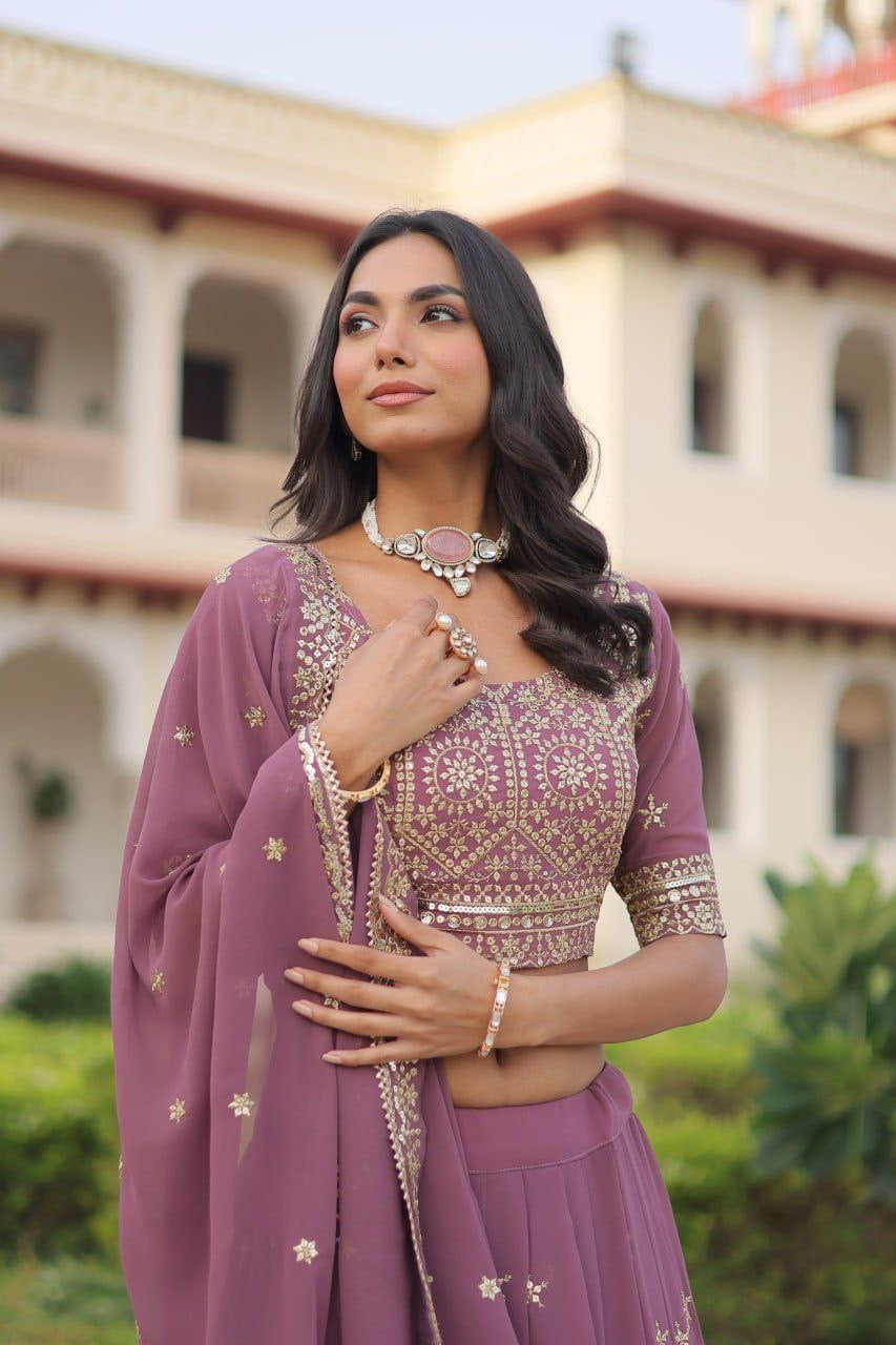 Lehenga collection "Paro" - Parme