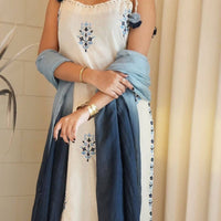 Punjabi "Neera" - Blanc cassé