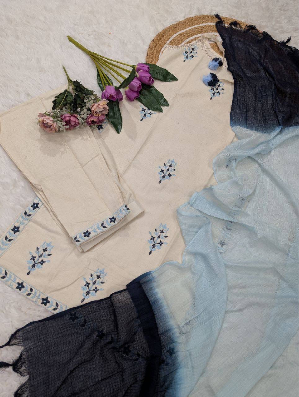 Punjabi "Neera" - Blanc cassé