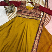 Anarkali Collection "Orneela" - Ocre doré satiné