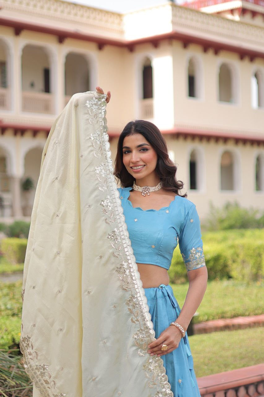 Lehenga collection "Ishkaa" - Bleu