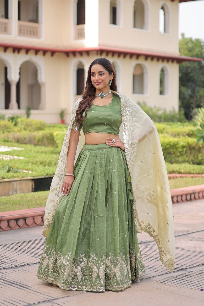 Lehenga collection "Ishkaa" - Vert