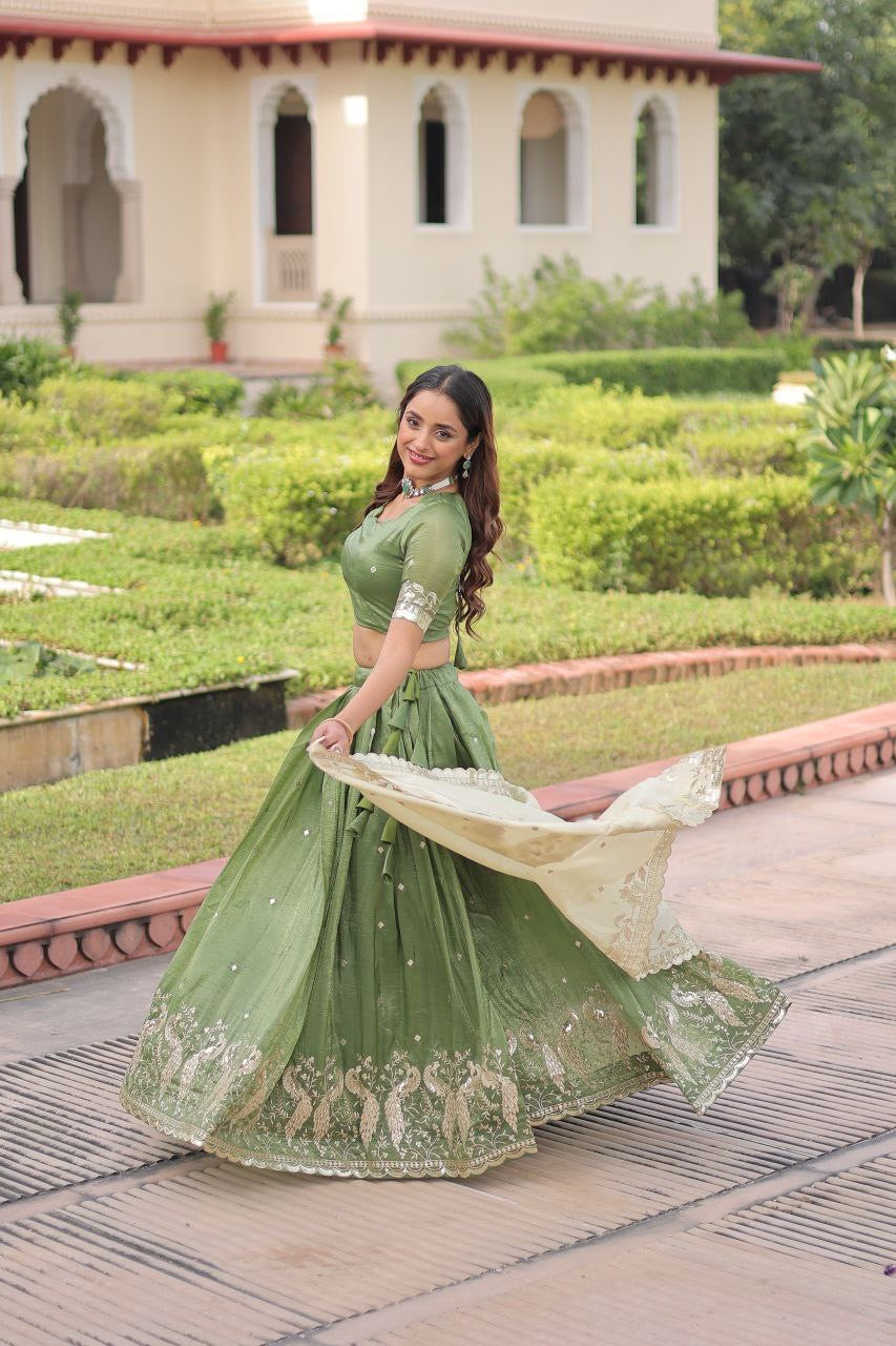 Lehenga collection "Ishkaa" - Vert