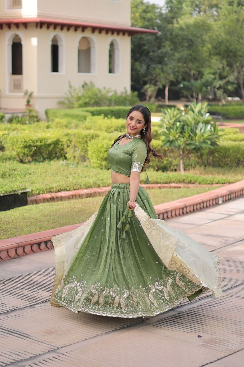 Lehenga collection "Ishkaa" - Vert