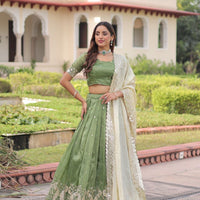 Lehenga collection "Ishkaa" - Vert