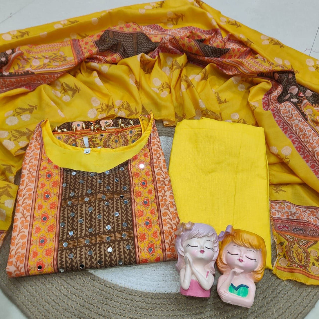 Punjabi "Malini" - Jaune