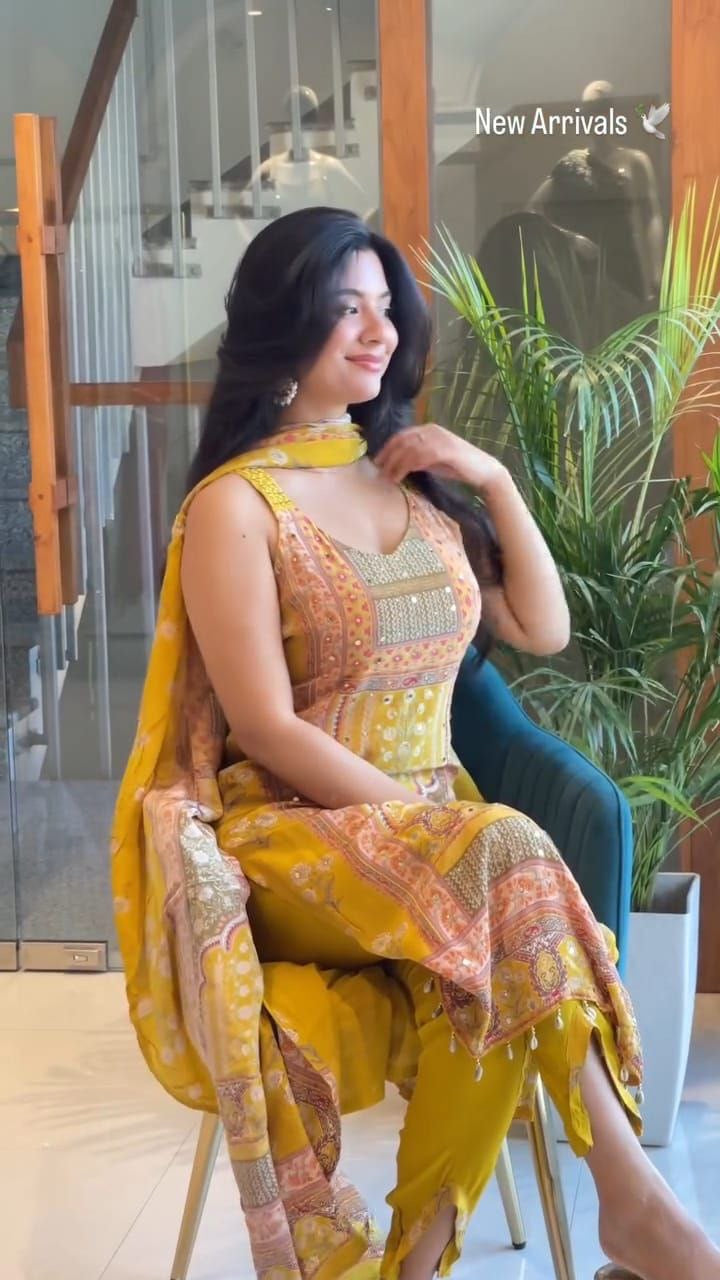 Punjabi "Malini" - Jaune