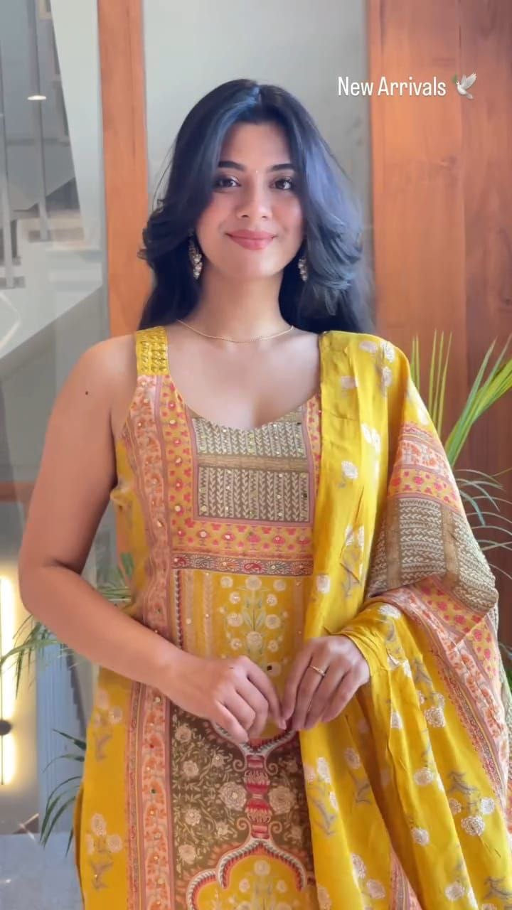 Punjabi "Malini" - Jaune