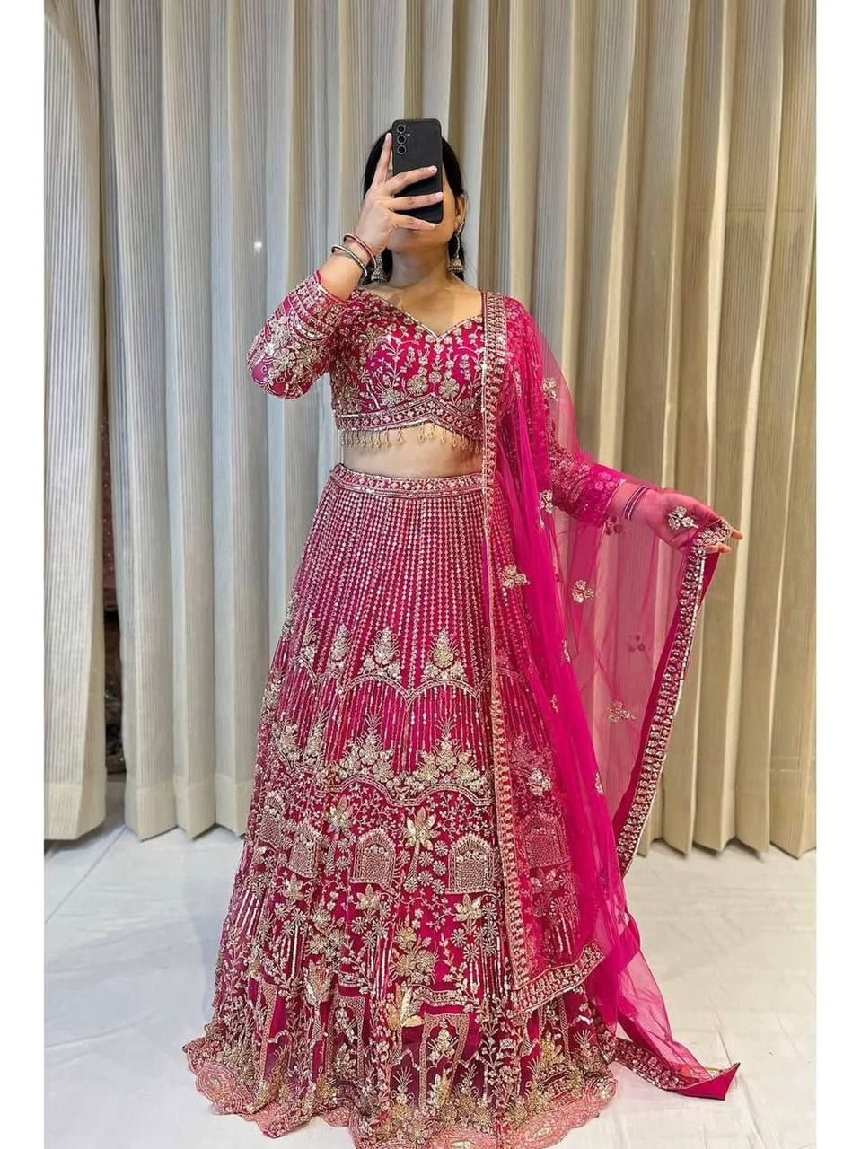 Lehenga collection "Shadiri" - Rose